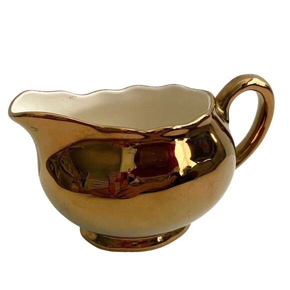 Antique Grays Pottery Made in Stoke-On-Trent England Bronze-Gold Creamer - Picture 3 of 6